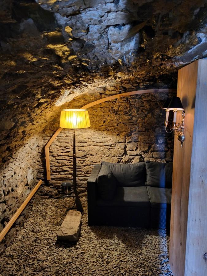 Haus Zur Heugabel Villa Kesten Екстериор снимка
